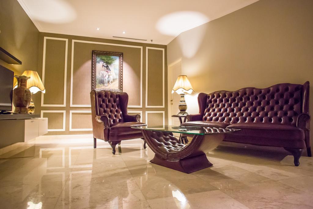 Nam Center Hotel Kemayoran Джакарта Экстерьер фото